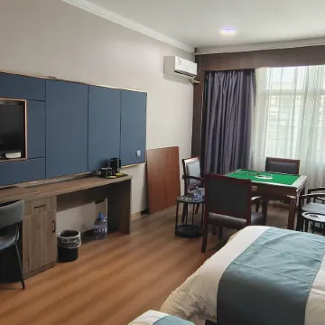 Yan Lai Ju Hotel