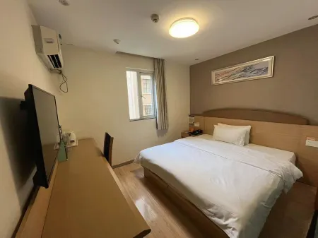 7 Days Hotel (Kunming Vientiane City Dongjiao Road Subway Station)