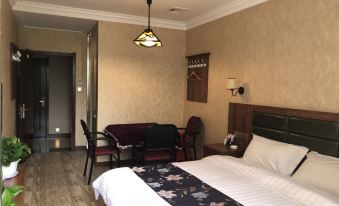 Dongfeng Hakka Hotel