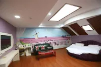 Home Inn UP Huayi Selected Hotel (Zhanhua District Bus Station)