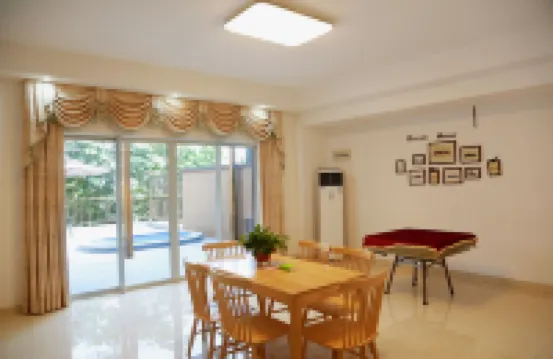 Tongqi Yunshe Holiday Villa (Heyuan Bavarian Manor Branch)