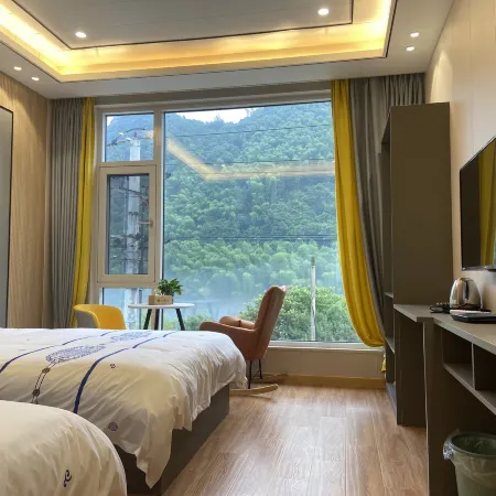 Ningguo Hostel Inn (Sichuan-Tibet Line Store in South Anhui)