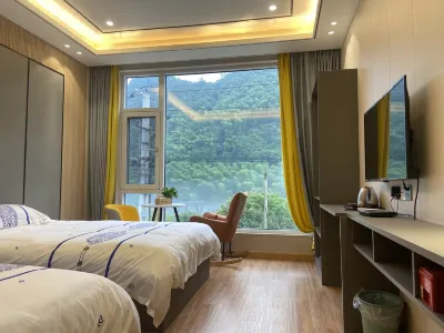 Ningguo Hostel Inn (Sichuan-Tibet Line Store in South Anhui) Hotels near Xijin Ferry