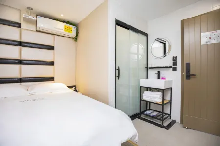 Qingmu Michao Hotel (Nanjing Hunan Road Xuanwu Lake Scenic Area)