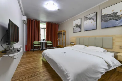Huizhou Huadu Business Apartment - Inns
