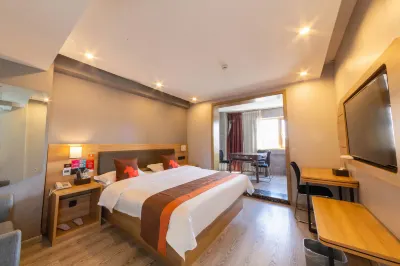 Junyi Chain Hotel (Guangde Shengshi Binhe) Отели в г. Гуанде