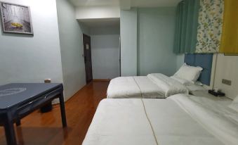 Zhenping Hongyuan Hotel