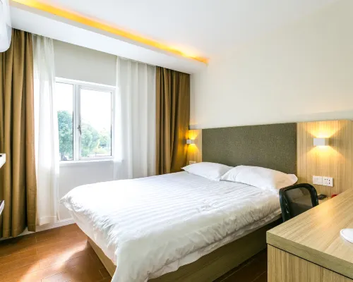 Shanghai kuangsheng Hotel Hotels near Tangzhen Station