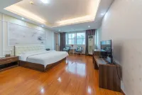 โรงแรมฮอลิเดย์ซานเฉิง - ที่มีที่จอดรถ