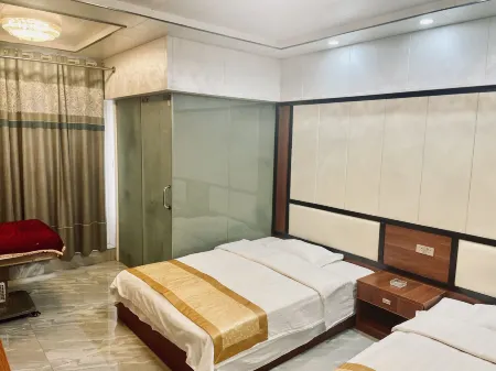 Yunlai Hotel Отели в г. Синан