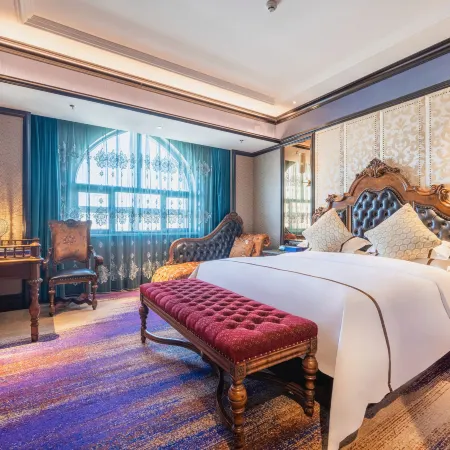 SI LU TIAN SHAN HOTEL