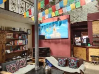 The moonbirds hostel