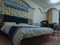 Linquan Love Apartment Hotel