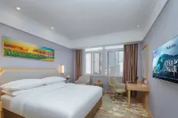Vienna 3 Best Hotel (Taihu Huating Lake)