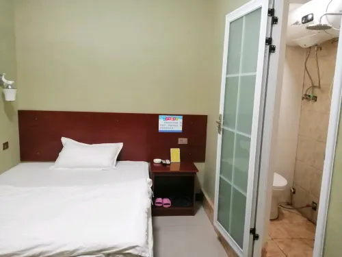 Heyue Hotel