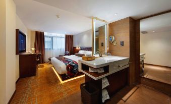 James Joyce Coffetel Hotel (Wuhan Zhongjiacun Lanjiang Road Subway Station)