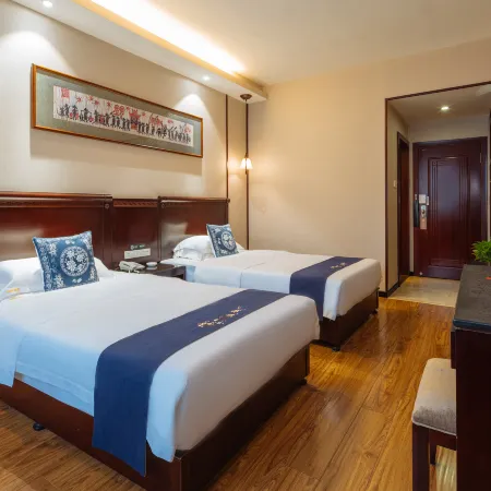 Floral Hotel·Bilian hotel (Longsheng Bus Station)