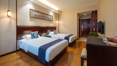 โรงแรมโฟลรัล์ บิลียน (สถานีขนส่งหลงเซิง)