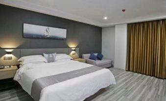 Home Inn Huaxuan Select Hotel (International Leather City Wanda Plaza Branch)