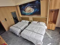 Zhiya Fashion Travel Rental