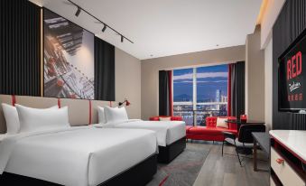 Radisson RED Hotel Zhuhai Gongbei Port