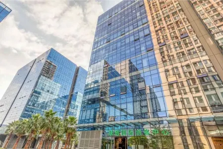 livetour International Apartment (Guangzhou Greenland Central Plaza Shenzhou Road Subway Station)