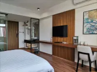 Tiandong Dongxin Hotel