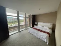 Phoenix Mountain Holiday Hotel