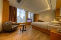 Midor Hotel (Honggutan Wanda Plaza) Hotels near East China University of Technology (Nanchang Campus)