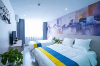 Riste Hotel (Luoxin industrial cluster, Xin'an County)