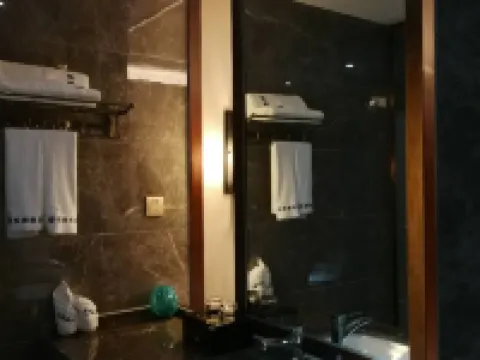 如家華驛精選酒店（昭通彝良汽車客運站店） 彝良酒店