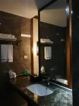 Home Inn Huaxuan Collection Hotel (Zhaotong Yanliang Bus Terminal)