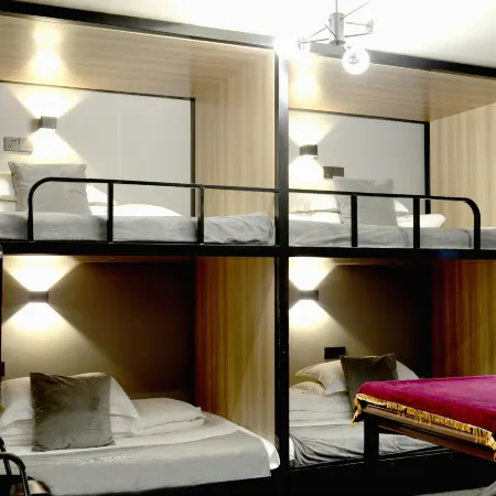 Chibi Mengxingzhe Electric Gaming Apartment