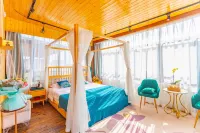 Lake view hostel -  อินน์