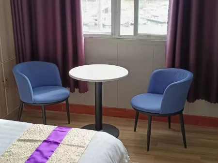 Yingyue Homestay Отели рядом с достопримечательностью «Xiandaohu Xianhu Gallery»