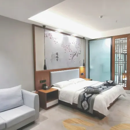 Huangguan Hotel