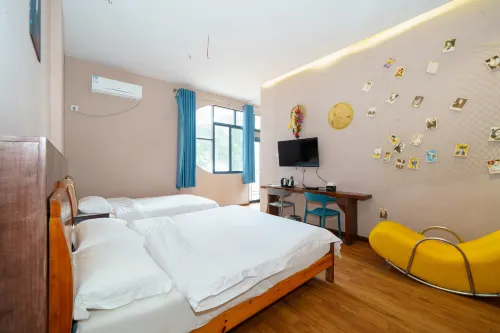 Stylish Jing Ethnic Homestay (Golden Beach on Wanwei Island)