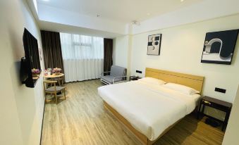 Xinghong Hotel