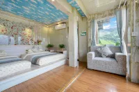 Maple Hotel