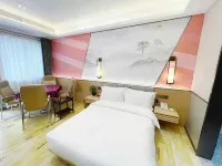 โรงแรมพูล่า (ถนนคนเดินศูนย์กลางจินเฉิง ยวี่หลิน) - พร้อมระเบียง