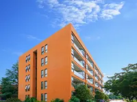 Huquan Hongyan Hotel Hotels near Qinglai Park