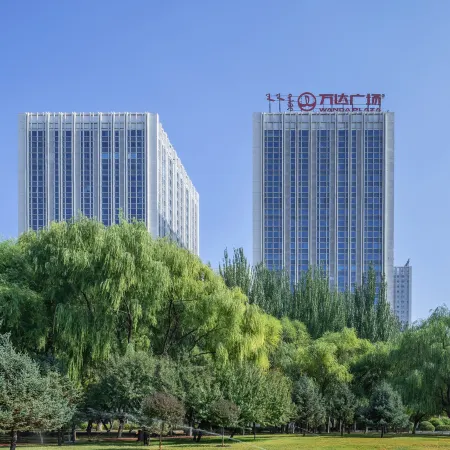 Baotou Yatu Selected Homestay (Qingshan Wanda Plaza)
