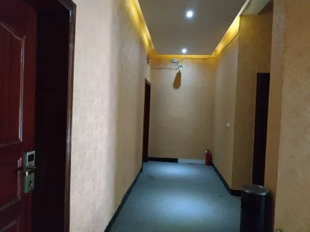 Yongshan Yulou Hotel Отели рядом с достопримечательностью «Xiluodu Times Square»