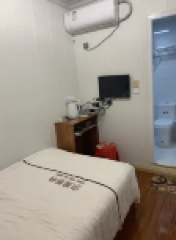 Yibin Zongxing Chinese Inn (Wuliangye Airport Front)