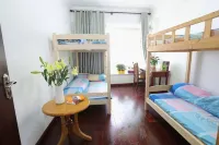 Dadian Homestay (Nanning Luban Road Subway Station Branch)