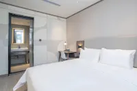 HanTing Hotel (Anyang Normal University) - 2-stjärniga