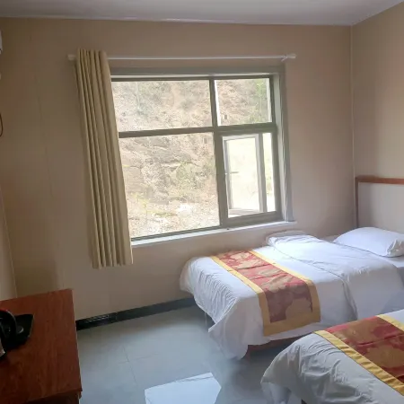 Lushan Yishan Juzhu B&B (Shaolin Scenic Area Branch)