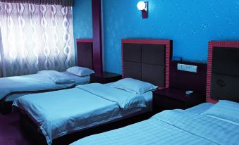 Xiangyang Huangjing Hotel