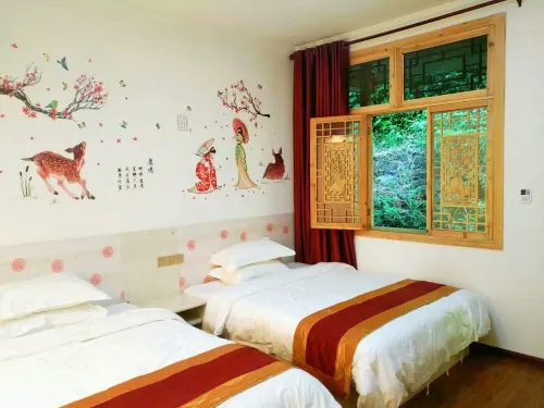 Lushan Funnel Impression Farm Hotels in Lushan