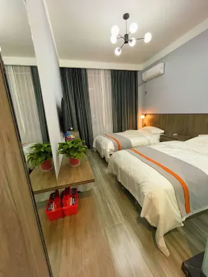 Leshang Hotel Hotels near Dacheng Palace of Confucious Temple (key cultural relics protection unit in Henan Province)
